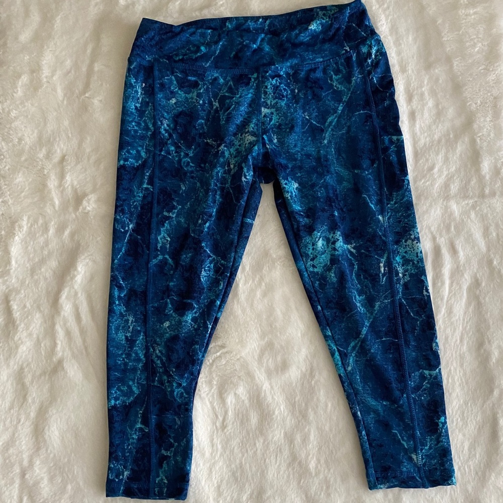 Take A Walk Blue Marble Leggings